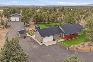 4444 NE 40th St, Redmond, OR 97756 - Photo 1