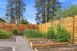 20042 SW Sunny Way, Bend, OR 97702 - Photo 39