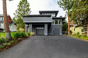 3160 N W Colonial Dr, Bend, OR 97703 - Photo 49