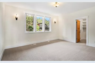3160 NW Colonial Drive, Bend, OR 97703 - Photo 35