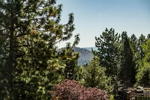 3160 N W Colonial Dr, Bend, OR 97703 - Photo 43