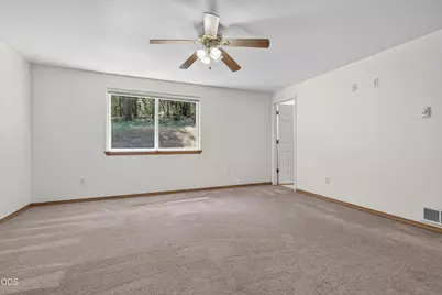 2850 E Evans Creek Road, Rogue River, OR 97537 - Photo 35