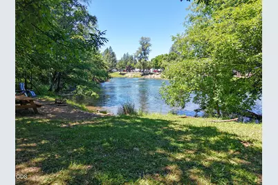 12 Pine Street, Shady Cove, OR 97539 - Photo 3