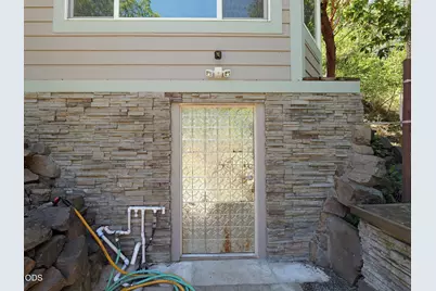 12 Pine Street, Shady Cove, OR 97539 - Photo 21