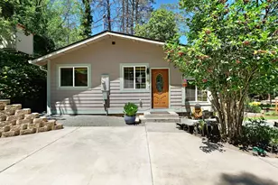 12 Pine St, Shady Cove, OR 97539 - Photo 7
