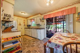 2705 Randall Ave, Medford, OR 97502 - Photo 5