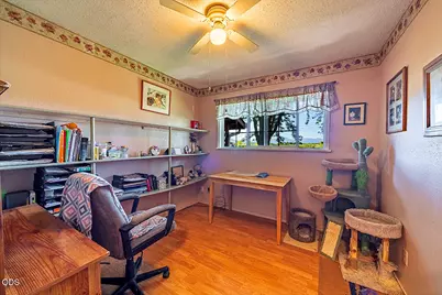 2705 Randall Avenue, Medford, OR 97502 - Photo 17
