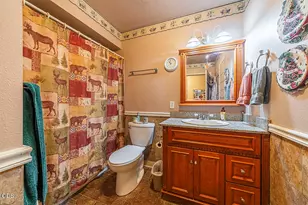 2705 Randall Ave, Medford, OR 97502 - Photo 7