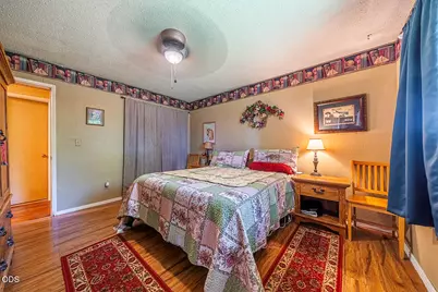 2705 Randall Avenue, Central Point, OR 97502 - Photo 7