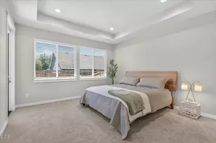 106 Valemont Dr, Eagle Point, OR 97524 - Photo 11