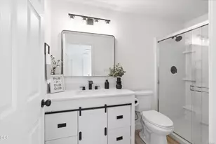 426 Crystal Dr, Eagle Point, OR 97524 - Photo 19