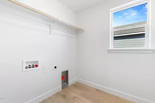 1188 NW Fairway Rd, Madras, OR 97741 - Photo 5