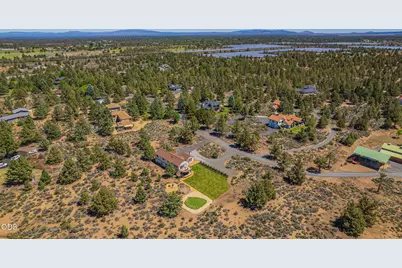 21770 Eastmont Drive, Bend, OR 97701 - Photo 89