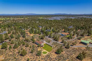 21770 Eastmont Dr, Bend, OR 97701 - Photo 89