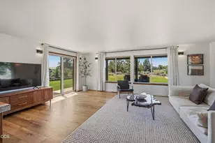 21770 Eastmont Dr, Bend, OR 97701 - Photo 23