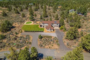 21770 Eastmont Dr, Bend, OR 97701 - Photo 85
