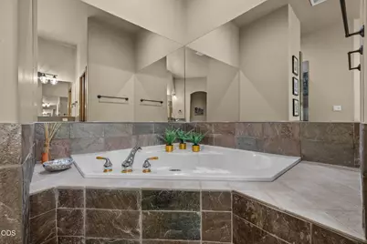 343 Mount Washington Drive, Bend, OR 97702 - Photo 19