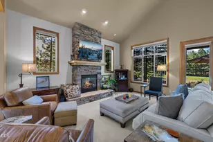 343 Mt Washington Dr, Bend, OR 97702 - Photo 7