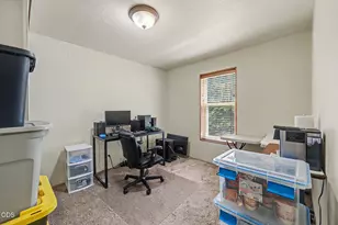 5121 Cloverlawn Dr, Grants Pass, OR 97527 - Photo 21