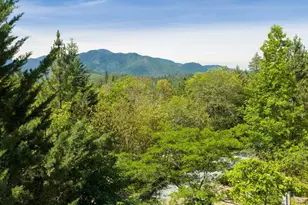 5121 Cloverlawn Dr, Grants Pass, OR 97527 - Photo 31