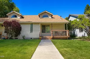 922 NW Ogden Ave, Bend, OR 97703 - Photo 1