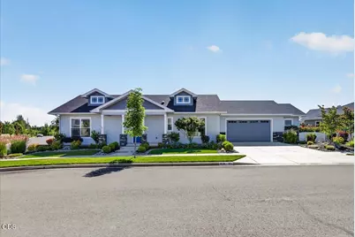 1618 River Run Street, Central Point, OR 97502 - Photo 3