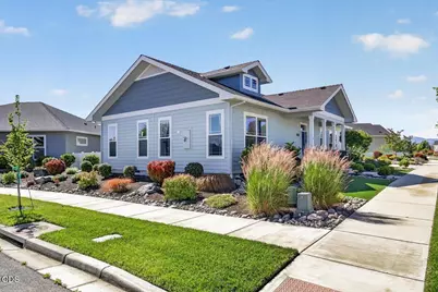 1618 River Run Street, Central Point, OR 97502 - Photo 5