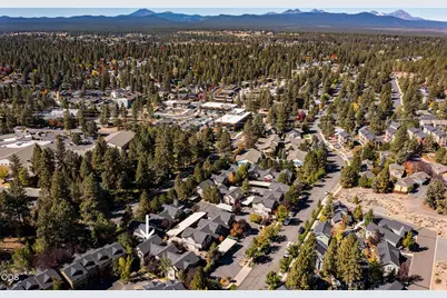1929 NW Monterey Pines Drive #UNIT 5, Bend, OR 97703 - Photo 27