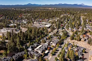 1929 NW Monterey Pines Dr, Bend, OR 97703 - Photo 27