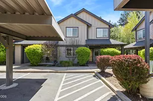 1929 NW Monterey Pines Dr, Bend, OR 97703 - Photo 29