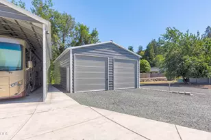106 Creek View Ln, Rogue River, OR 97537 - Photo 51