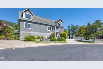 106 Creek View Lane, Rogue River, OR 97537 - Photo 3