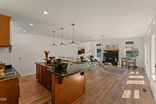 104 NW Dawnhill Ct, Grants Pass, OR 97526 - Photo 11