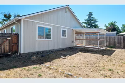 1005 N 10th Street, Central Point, OR 97502 - Photo 19