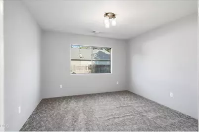 1908 Cunningham Avenue, Medford, OR 97501 - Photo 13