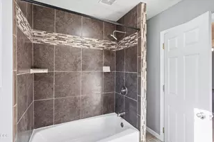1908 Cunningham Ave, Medford, OR 97501 - Photo 11
