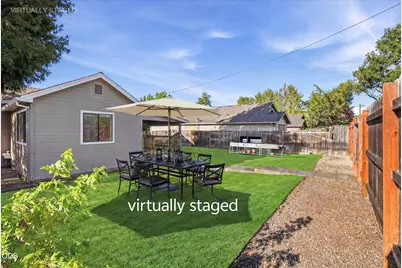 1908 Cunningham Avenue, Medford, OR 97501 - Photo 23