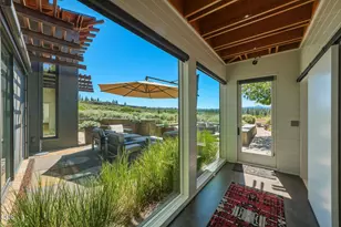 62608 Sparrow Hawk Cir, Bend, OR 97703 - Photo 29