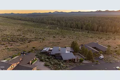 62608 Sparrow Hawk Circle, Bend, OR 97703 - Photo 7