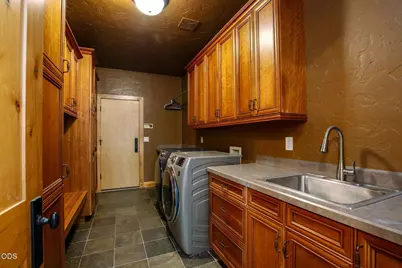 55383 Huntington Road, Bend, OR 97707 - Photo 21