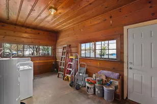 118 S Caves Ave, Cave Junction, OR 97523 - Photo 27
