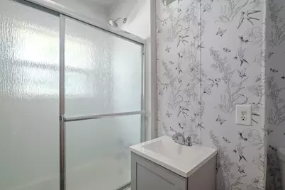 118 S Caves Avenue, Cave Junction, OR 97523 - Photo 21
