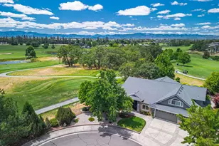 1085 Oak Grove, Eagle Point, OR 97524 - Photo 3