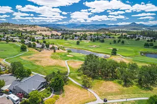 1085 Oak Grove, Eagle Point, OR 97524 - Photo 69