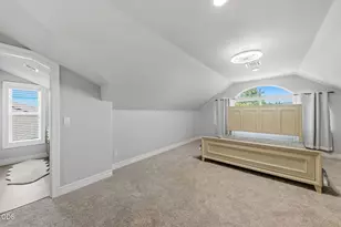 1085 Oak Grove, Eagle Point, OR 97524 - Photo 47