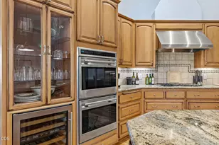 1085 Oak Grove, Eagle Point, OR 97524 - Photo 21