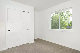1312 NW Conklin Ave, Grants Pass, OR 97526 - Photo 13