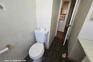 139 S 2nd Ave, Chiloquin, OR 97624 - Photo 11