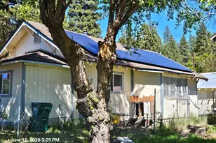 139 S 2nd Ave, Chiloquin, OR 97624 - Photo 3