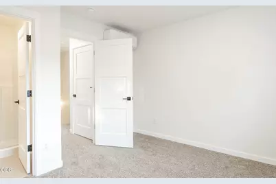 1310 NW Conklin Avenue, Grants Pass, OR 97526 - Photo 13